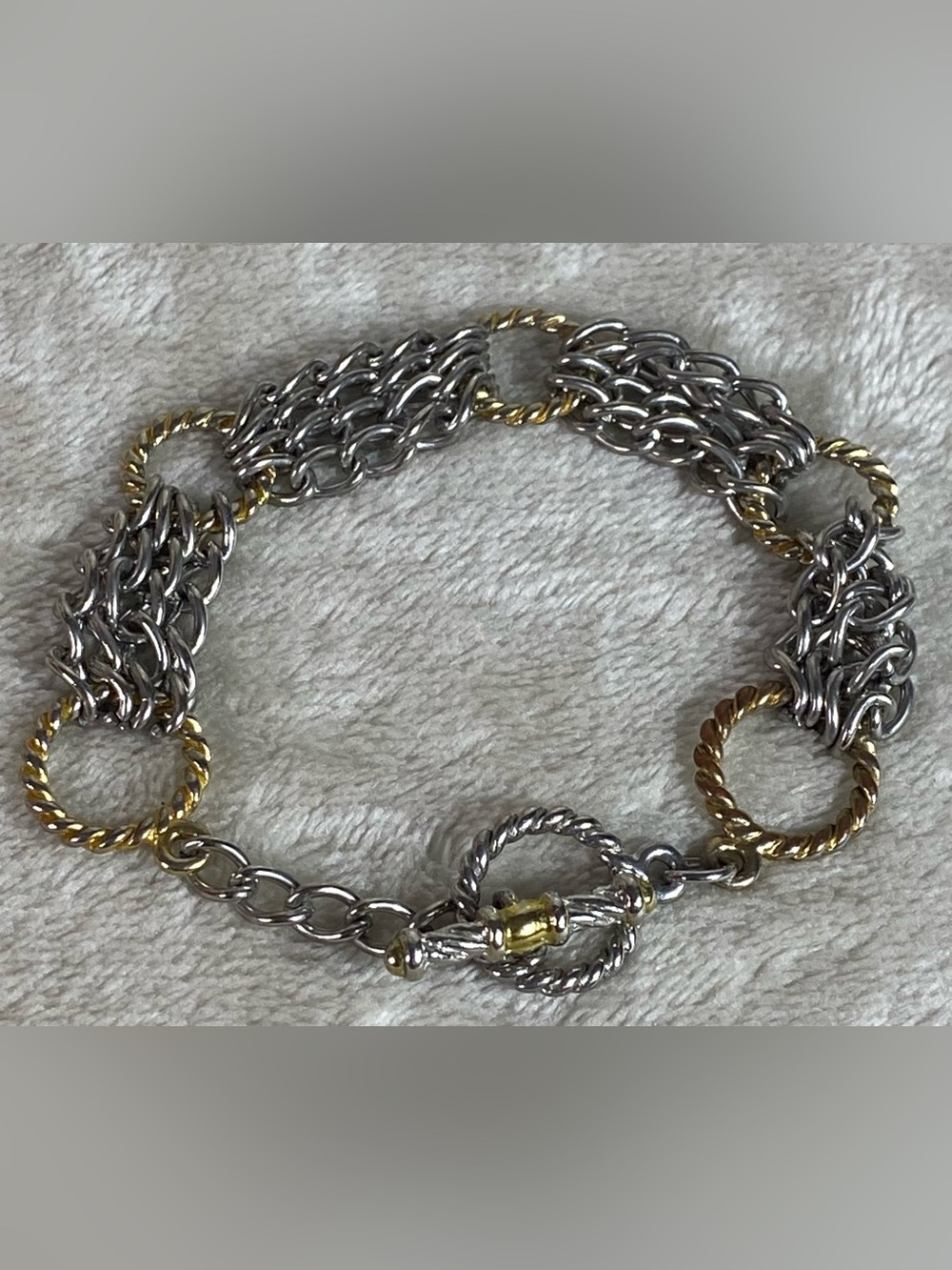 Silver And Gold Tone Chain Link And Ribbed Toggle Clasp Bracelet Fashion Jewelry